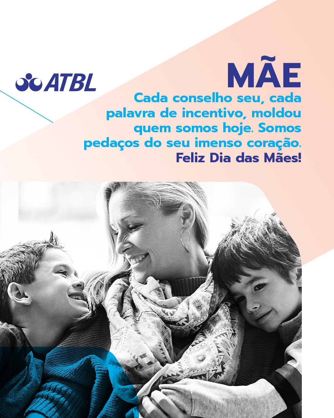 Mãe, cada conselho seu, cada palavra de incentivo, moldou quem somos hoje. Somos pedaços do seu imenso coração. Feliz Dia das Mães! 